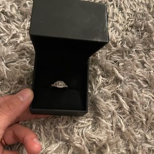 Size 7.5-8 kohl’s diamond engagement ring.